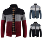 Herren Strickjacke mit modernem Zipper und stilvollem Karomuster