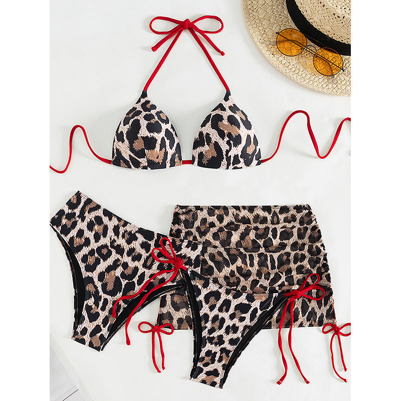 Damen Triangel-Bikini mit lässigem Wickelrock