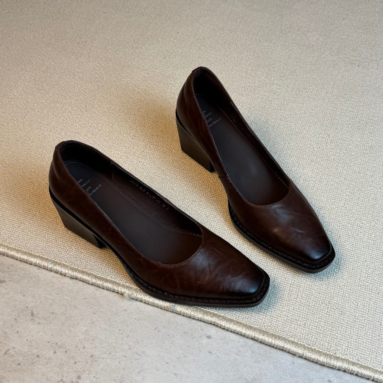 Damen Elegante Stiefeletten mit quadratischer Zehenform und bequemem Blockabsatz