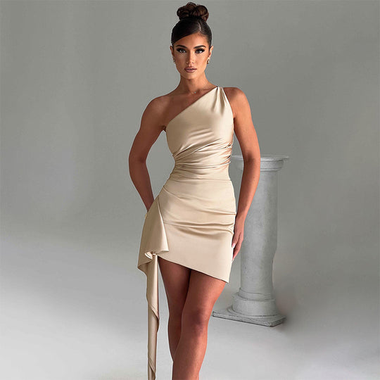 Damen Elegantes Ein-Schulter Kleid mit fließendem Schnitt und asymmetrischem Saum R&B