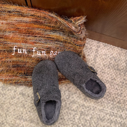 Damen Hausschuh aus hochwertigem Filz mit decorative Schnalle R&B