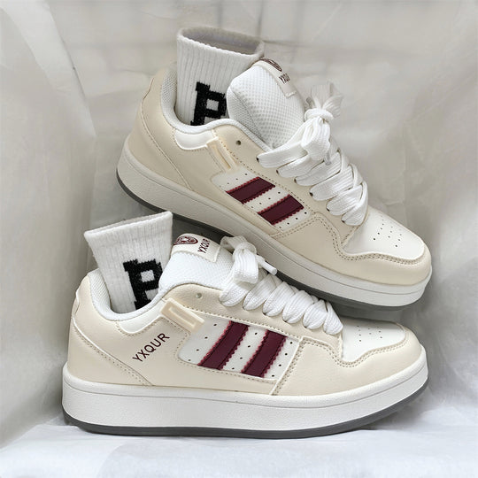 Damen Stylische Sneakers mit perforierter Oberfläche und sportlicher Sohle R&B