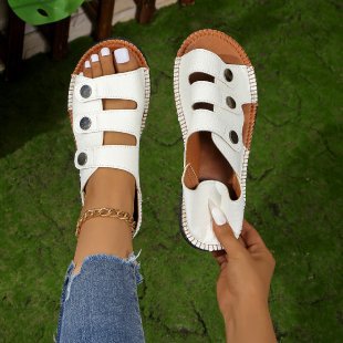Damen Komfortable Riemchen-Sandalen mit moderner Knopf-Applikation R&B