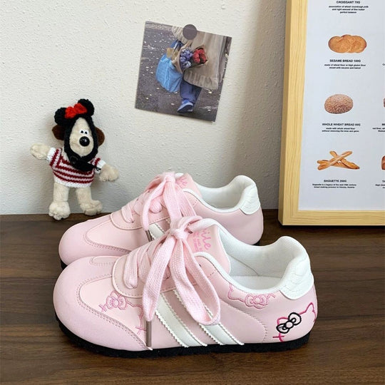 Damen Freizeitsneaker mit verspieltem Hello Kitty Design R&B