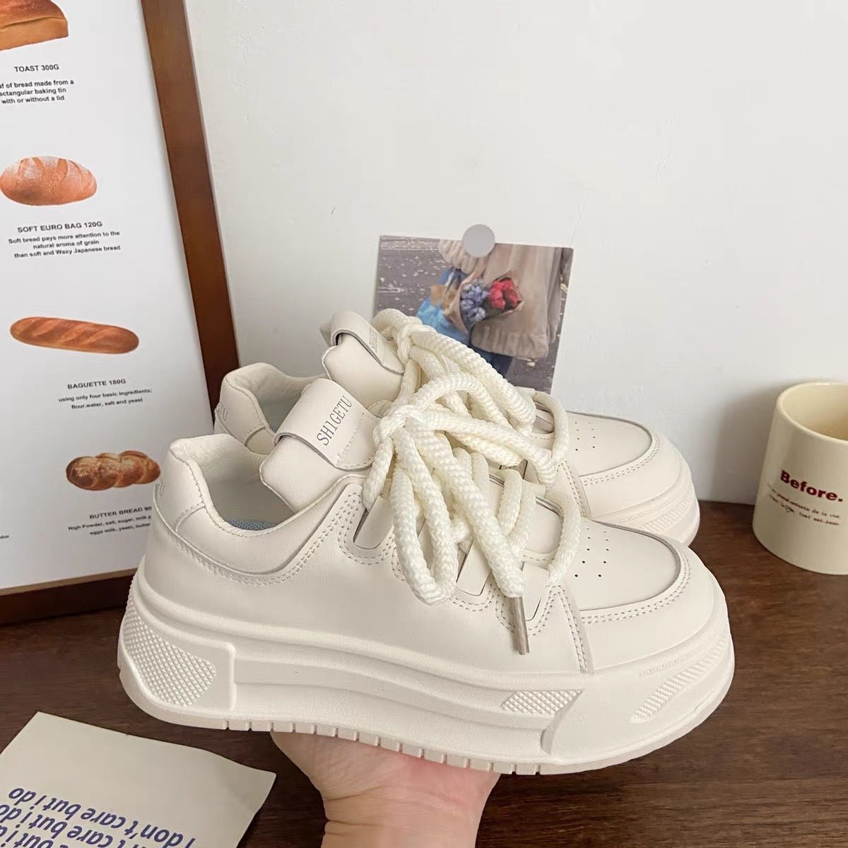 Damen Sneakers mit robustem Design und dämpfender Laufsohle