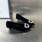 Damen Samt Ballerinas mit glamourösem Schmuckdetail R&B