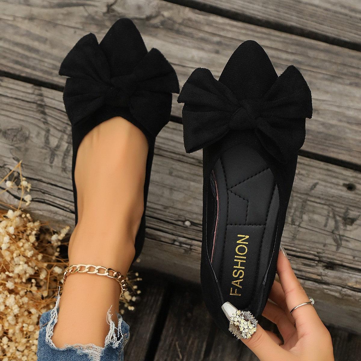 Damen Ballerinas mit eleganter Schleifenapplikation und spitzem Zehenbereich