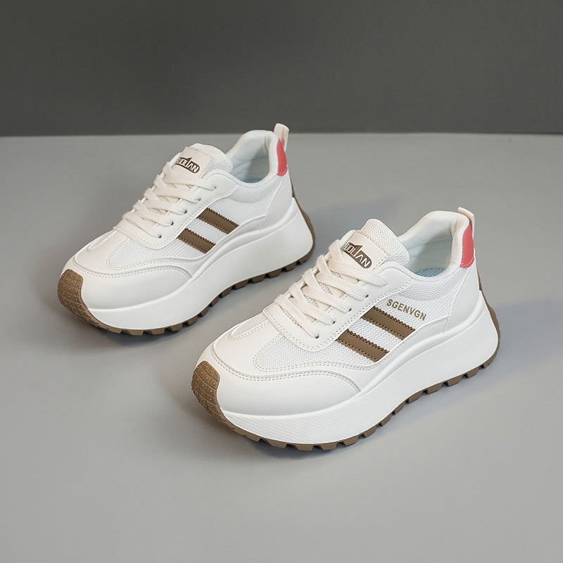 Damen Sportliche Plateau Sneakers mit strukturierter Laufsohle und modischen Akzenten R&B