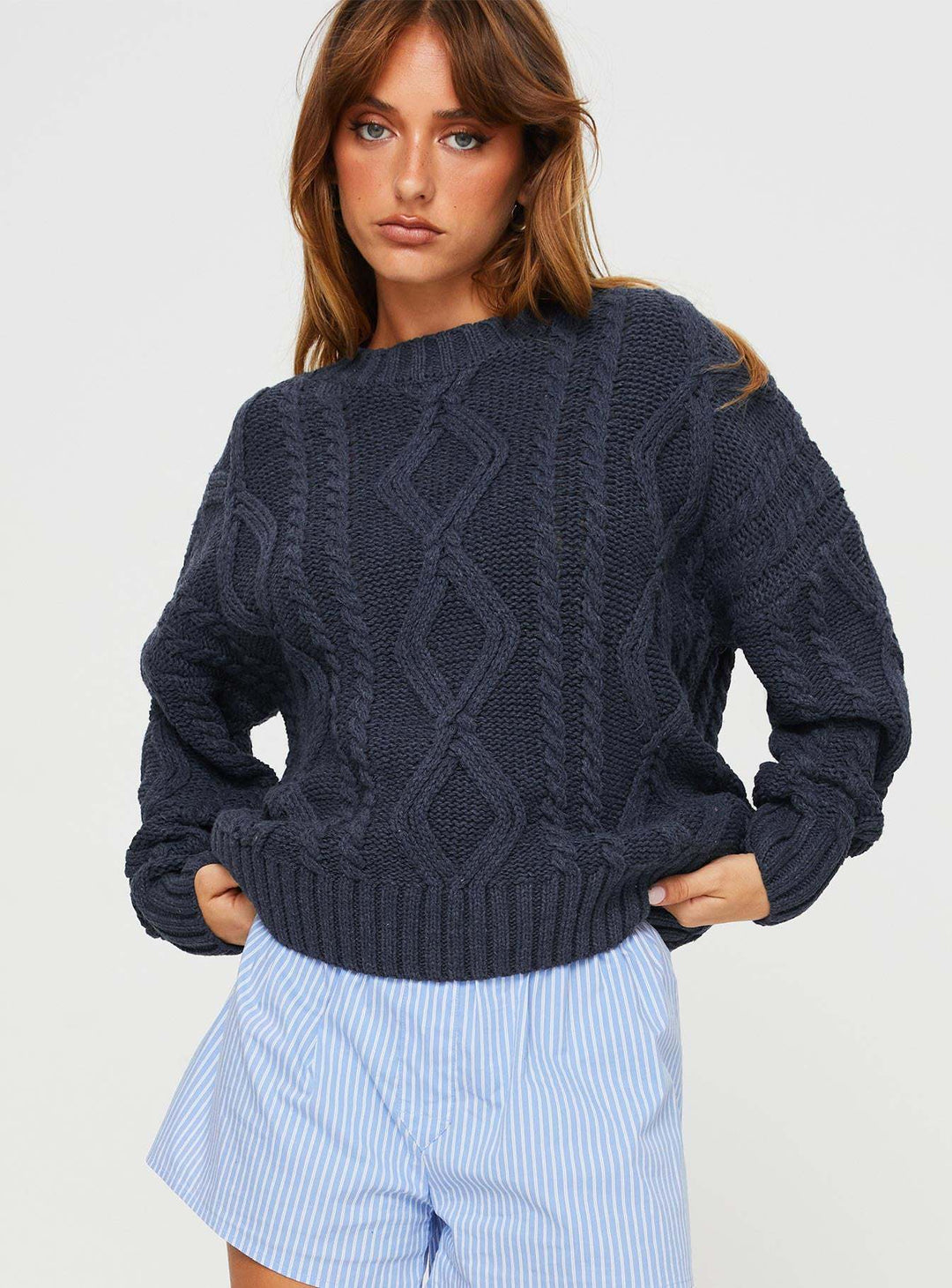 Damen Grobstrickpullover mit voluminösen Ärmeln und klassischem Zopfmuster R&B