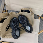 Damen Sportliche Trail Sneakers mit atmungsaktivem Mesh-Obermaterial und robustem Sohlenprofil R&B