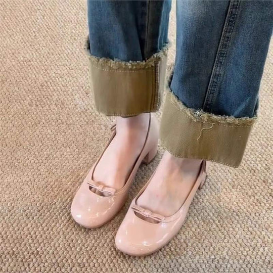 Damen Ballerinas mit komfortablem Blockabsatz und floraler Schnallenverzierung R&B