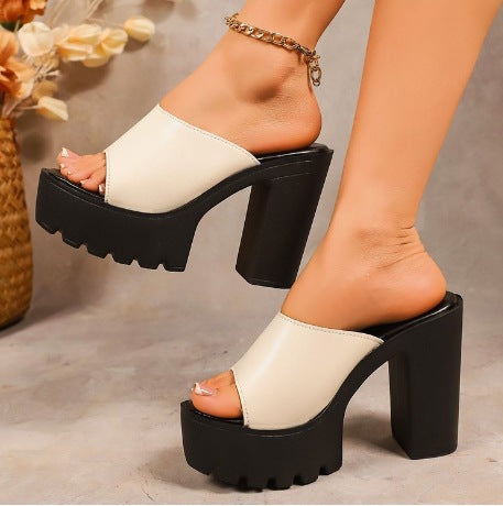 Damen Plateausandalen mit trendigem Blockabsatz R&B