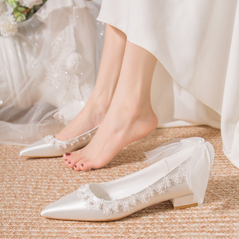 Damen Glamouröse Hochzeits-Pumps mit feinen Blumendetails und transparentem Riemen R&B