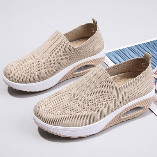 Damen nan elastische Strick-Slipper mit ergonomischer Keilsohle und sichtbarer Luftpolsterkapsel R&B
