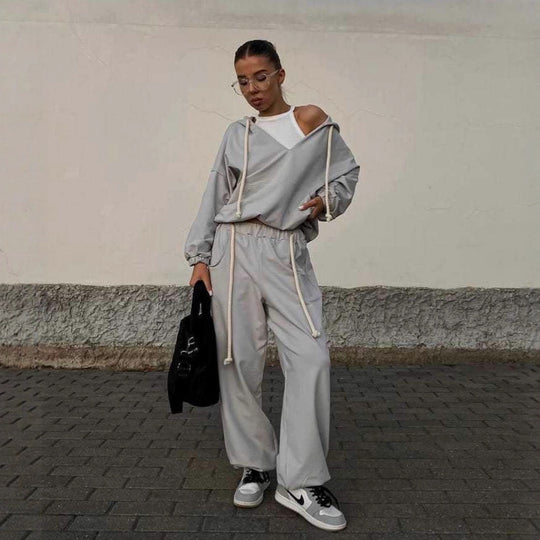 Damen lässiges Sport-Set mit Kapuze und praktischen Taschen R&B