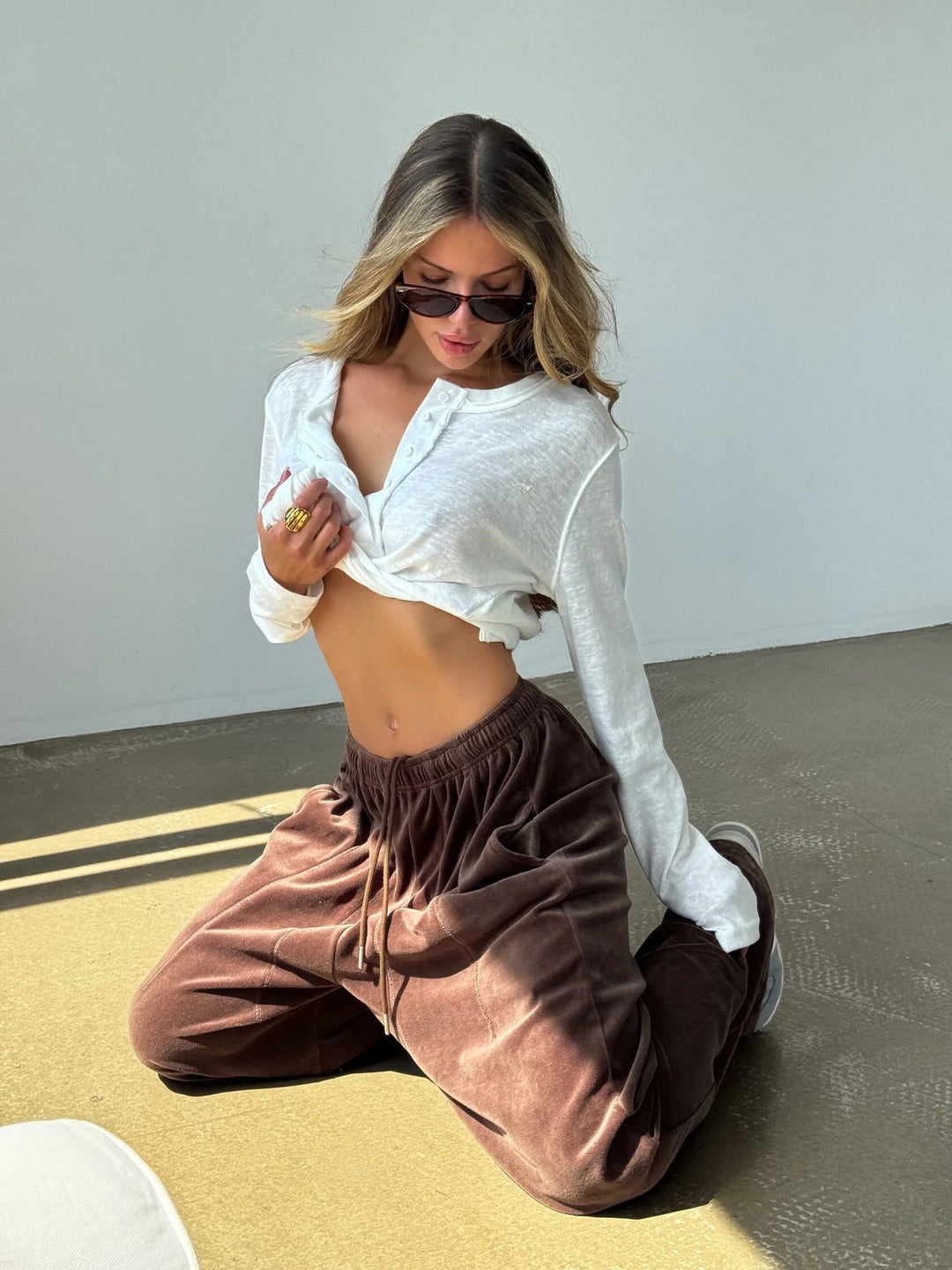 Damen weite Velours-Hose mit elastischem Bund und praktischen Seitentaschen R&B