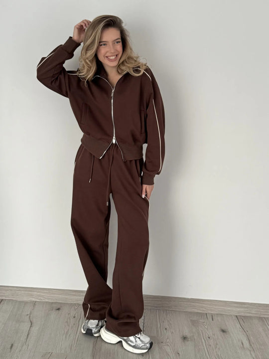 Damen sportliches Fleece-Set mit praktischen Reißverschlusstaschen und elegantem Schnitt R&B