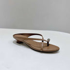 Damen elegante Zehensteg-Sandalen mit modischem Riemendesign und komfortablem Absatz R&B