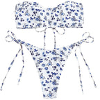 Damen Bandeau-Bikini mit floralen Akzenten und verspieltem Schnürdetail