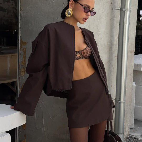 Damen modische cropped Jacke mit kurzem Schnitt und passendem Rock R&B