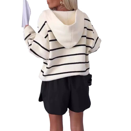 Damen nan weit geschnittene Strickjacke mit Kapuze, breiten Streifen und goldfarbenen Druckknöpfen R&B
