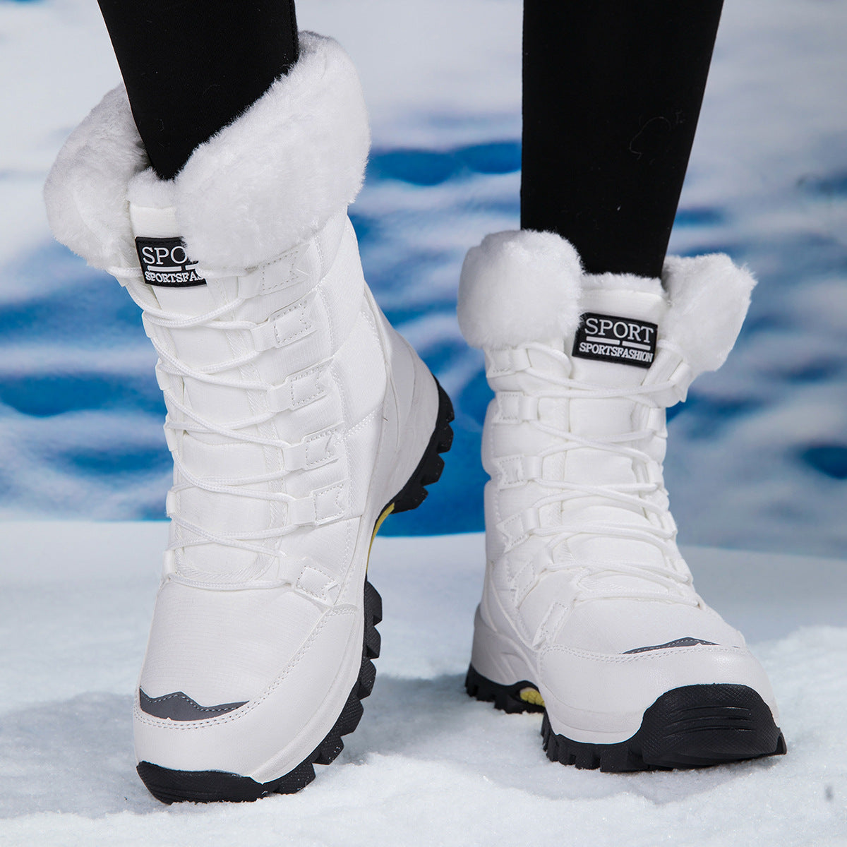 Damen wärmeisolierte Winterstiefel mit rutschfester Profilsohle
