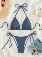 Damen Triangel-Bikini mit verstellbaren Bindändern und femininem Schnitt