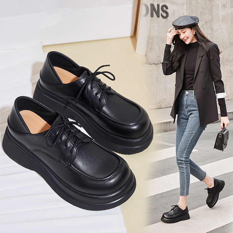 Damen Modische Plateau-Schnürschuhe mit glänzendem Lackfinish und komfortablem Fußbett R&B