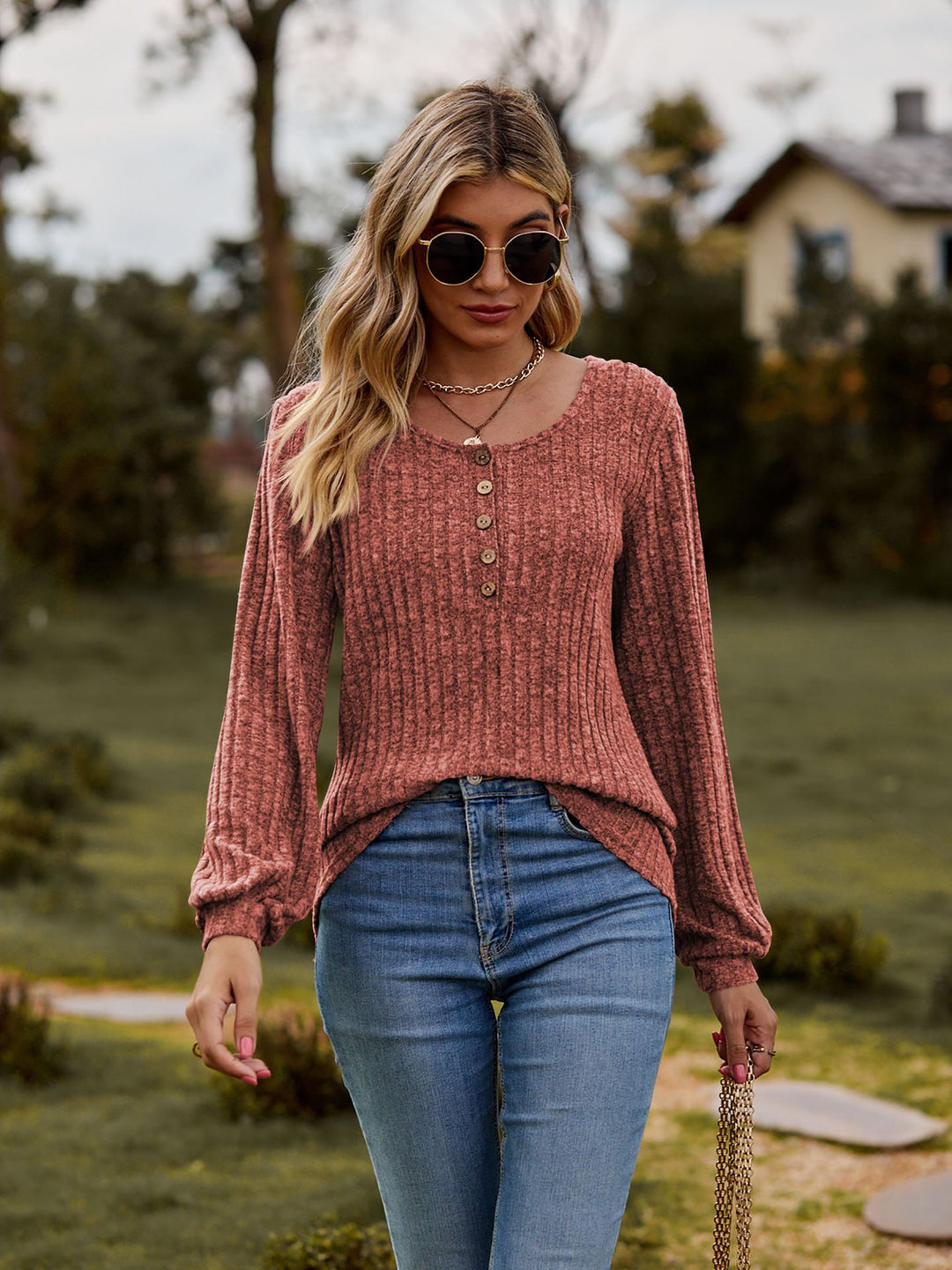 Damen Langarmshirt mit strukturiertem Design und Knopfdetails R&B