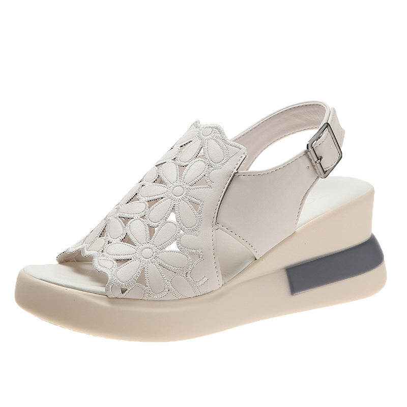 Damen Wedge-Sandalen mit floralem Cut-Out-Design und komfortablem Plateau R&B