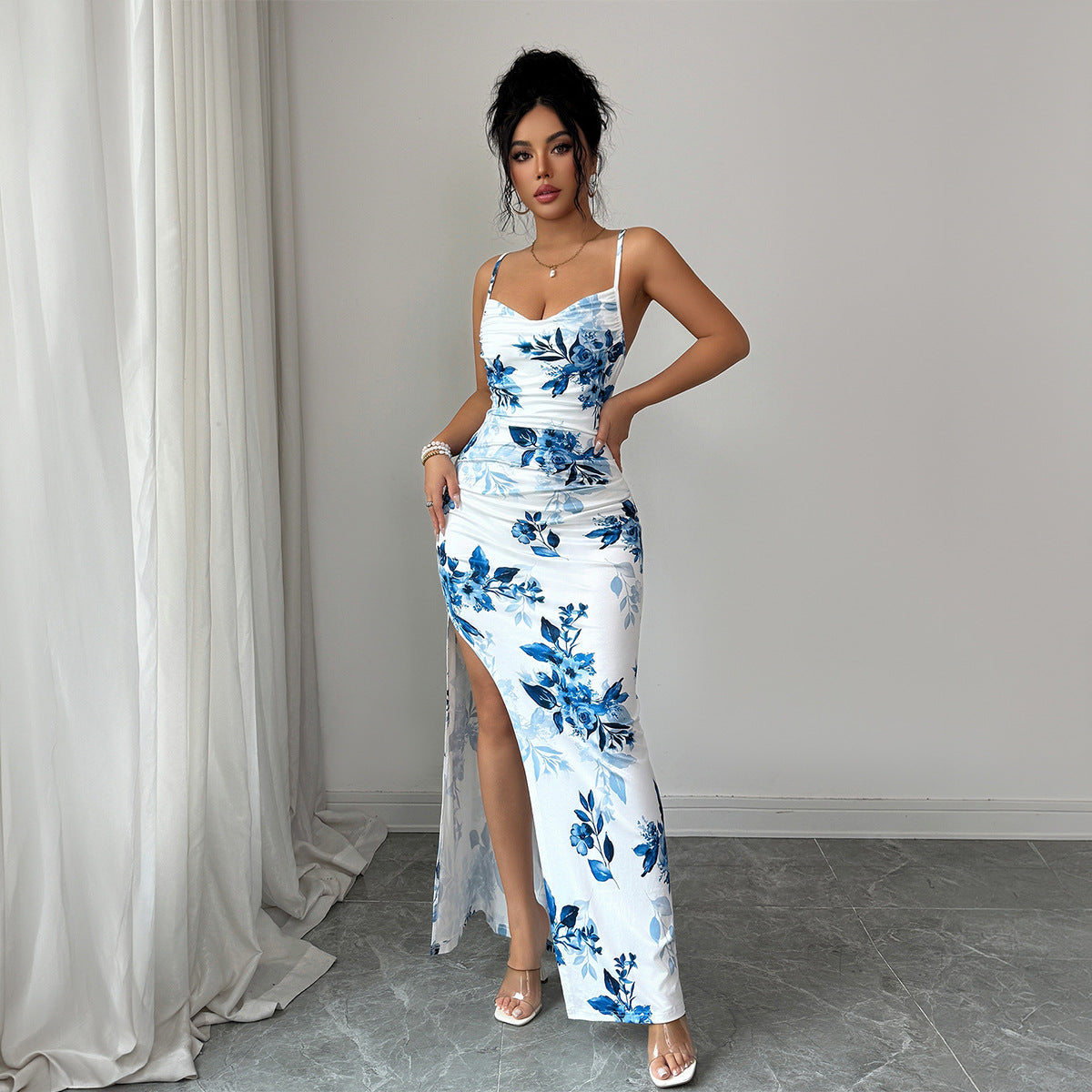 Damen Maxi-Kleid mit seitlichem Schlitz und blumigem Design R&B