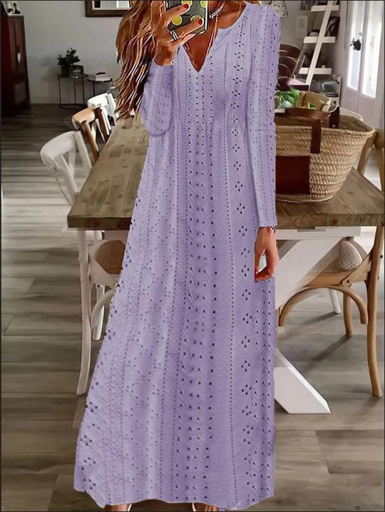 Damen Maxikleid mit filigranem Lochmuster und V-Ausschnitt R&B