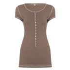 Damen figurbetontes Kurzarmshirt mit Knopfleiste und eleganter Rippstruktur R&B
