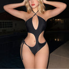Damen Einteiler Badeanzug mit trendigem Cut-Out Design R&B