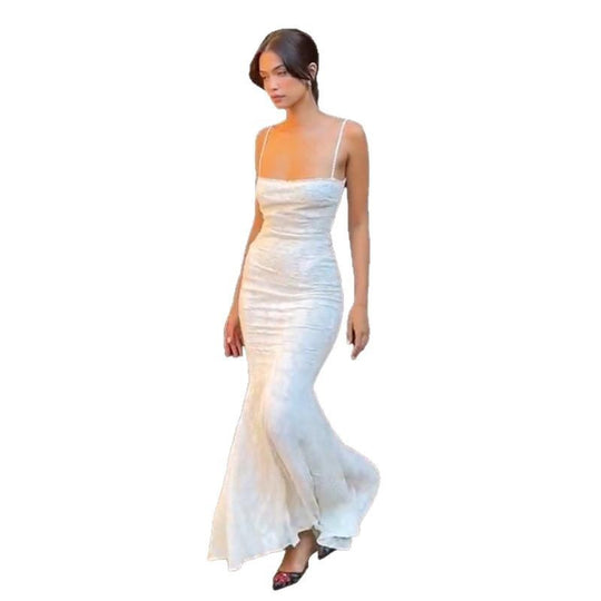 Damen Elegantes figurbetontes Abendkleid mit schickem Schleppe-Design R&B