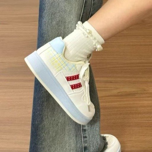Damen Sneaker mit modischem Karo-Design und dämpfender Komfortsohle R&B