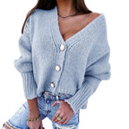 Damen Kuscheliger Cardigan mit tiefem V-Ausschnitt und dekorativen Knöpfen R&B