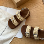 Damen Komfortable Riemensandalen mit modischem Rüschendesign und stabiler Sohle