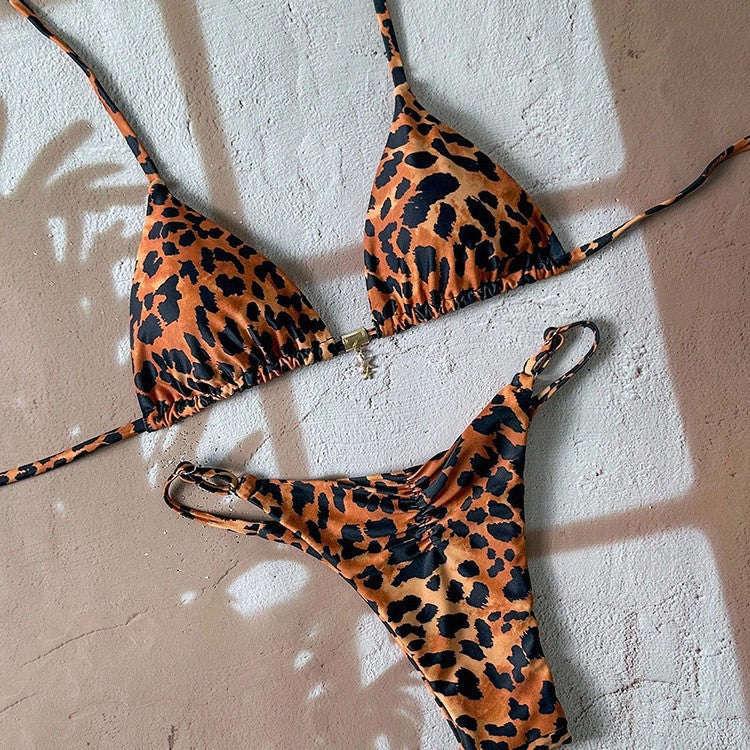 Damen Triangel-Bikini mit modischem Leopardenmuster und goldenen Akzenten R&B