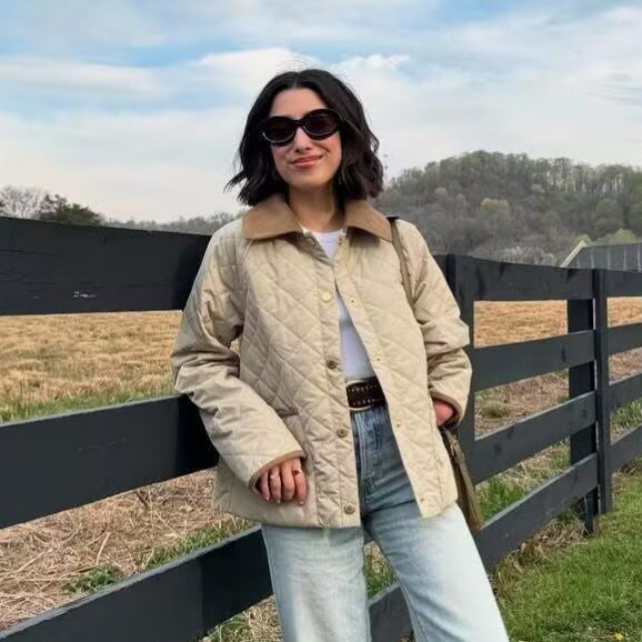 Damen nan gesteppte Kurzjacke mit Kordkragen, Druckknopfleiste und aufgesetzten Taschen R&B