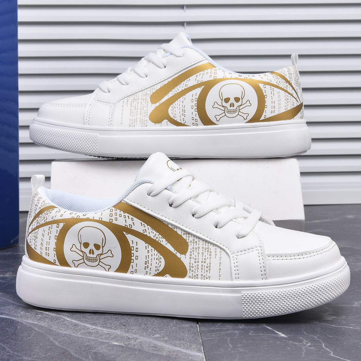 Damen Sneakers mit coolem Skull-Design und gepolsterter Sohle