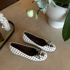Damen Ballerinas mit charmantem Punktemuster und zierlichem Schleifendetail R&B