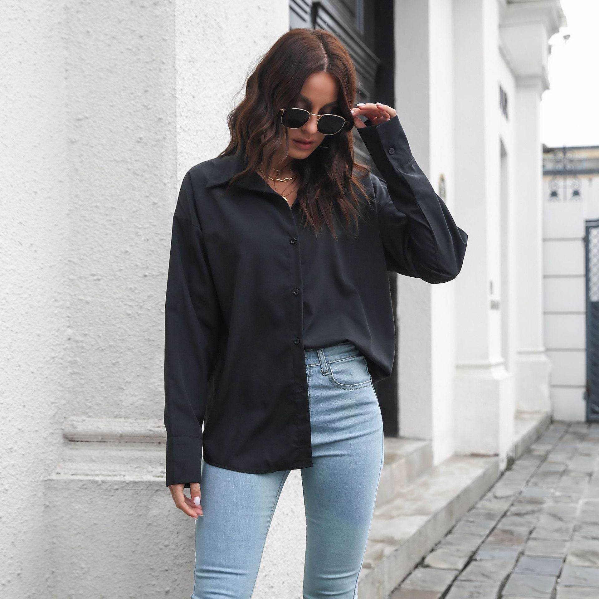 Damen Elegante Bluse mit klassischem Schnitt und lässigem Flair R&B