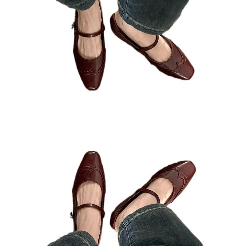 Damen Elegante Ballerinas mit komfortablem Riemchen und feiner Brogue-Verzierung R&B