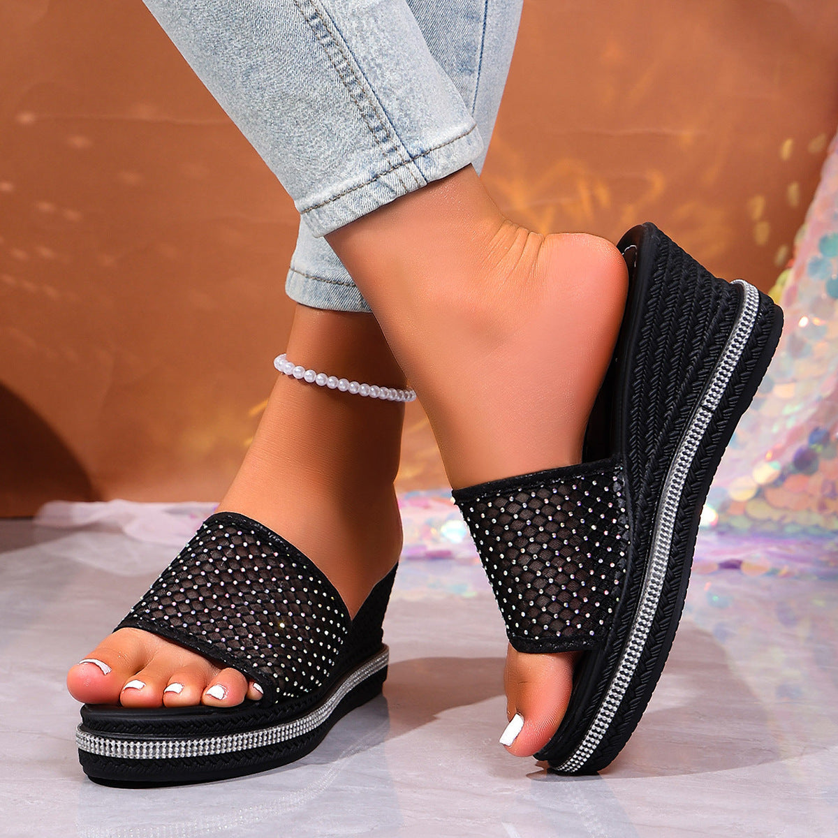 Damen modische Plateau Sandalen mit Netzdesign und Glitzerakzenten R&B