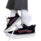 Damen Modische Sneakers mit kariertem Design und bequemem Fußbett