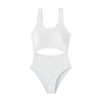 Damen Einteiler Badeanzug mit modernem Cut-Out und strukturiertem Design