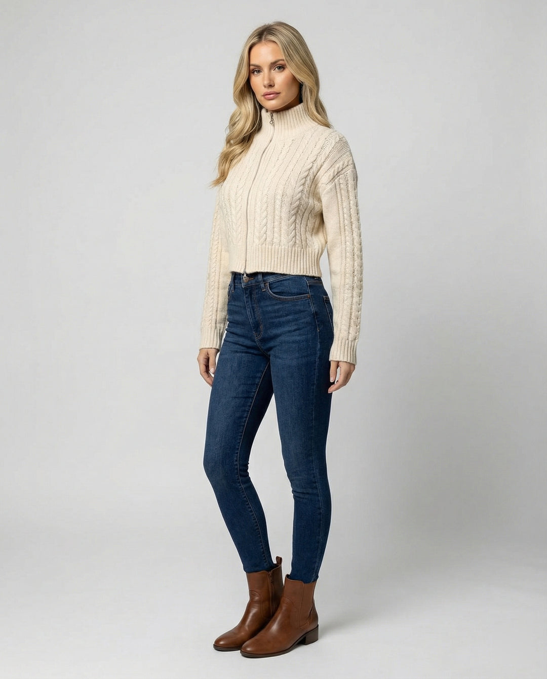 Damen Cropped-Strickblouson in Kabelstruktur mit Stehkragen und Zweiwege-Reißverschluss R&B