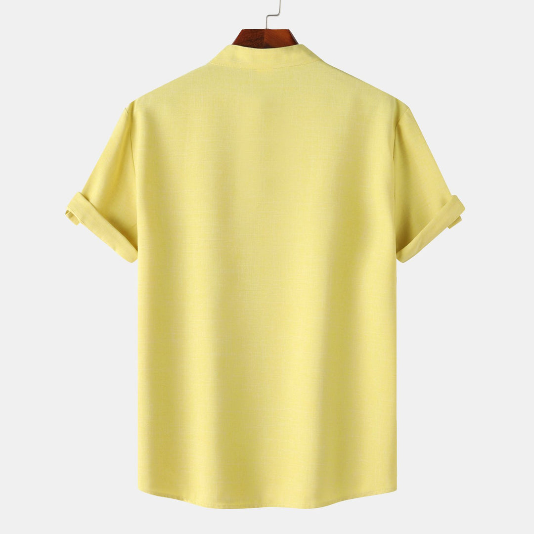Herren Kurzarm-Hemd im lässigen Henley-Stil mit praktischen Knopfdetails R&B