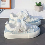 Damen Sneakers mit modischem Karomuster und komfortabler Sohle